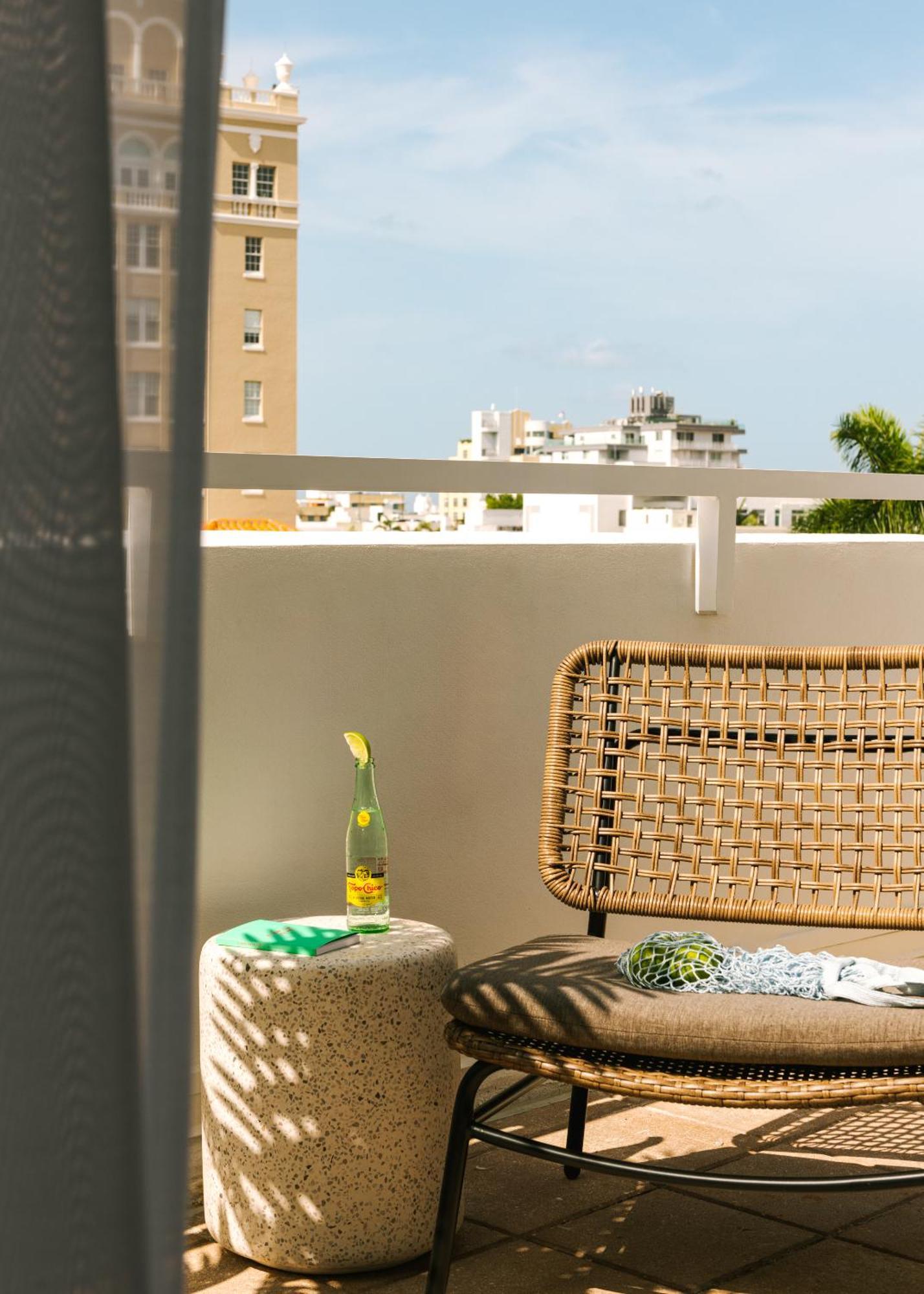 The Deco Hotel South Beach, Sonder By Marriott Bonvoy Miami Beach Exterior photo